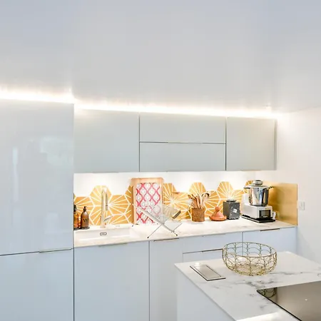2 Bd Chic Loft With Historic Charm And Modern Amenities Apartment