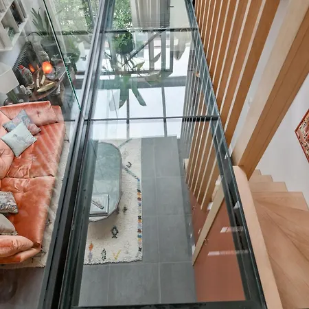 2 Bd Chic Loft With Historic Charm And Modern Amenities Apartment Paris
